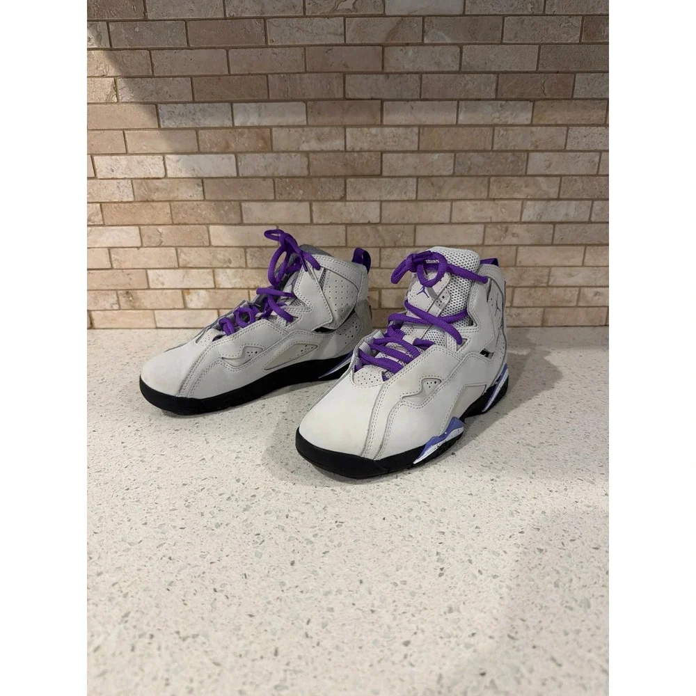 Jordan True Flight LT Grey Purple‎ Venom Shoes